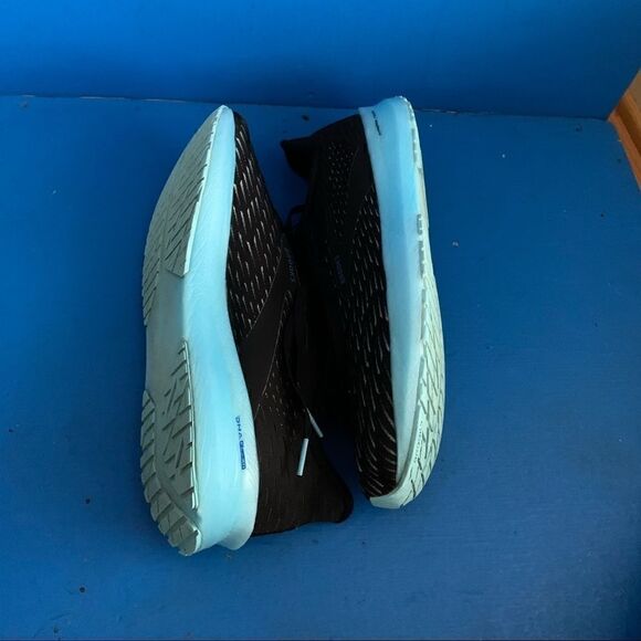 Brooks Womens Hyperion Tempo 1203281B082 Black Running Shoes Lace Up Size 11 - Picture 5 of 7